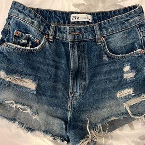 Zara, high waist jean shorts